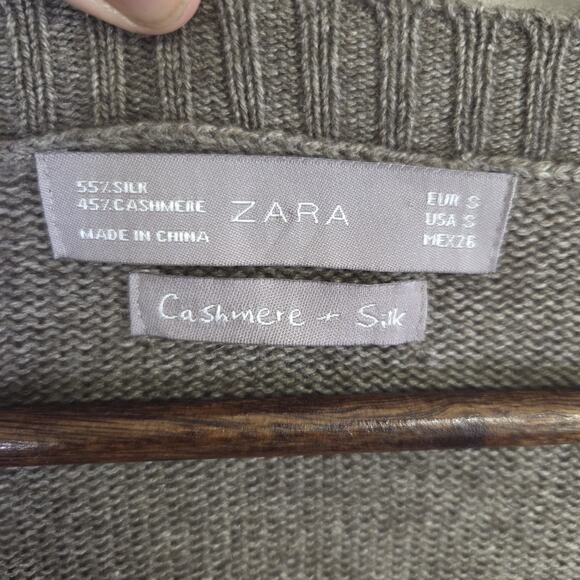 Zara Cashmere Silk Cardigan Sweater Quiet Luxury Gray Size Small - Picture 2 of 4